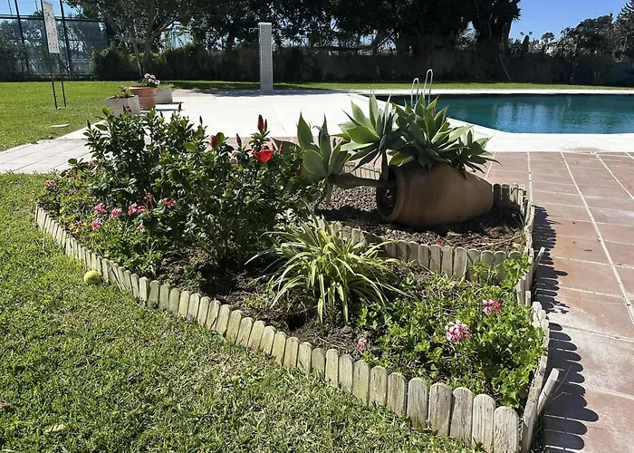 Colina Con Vistas Al Mar